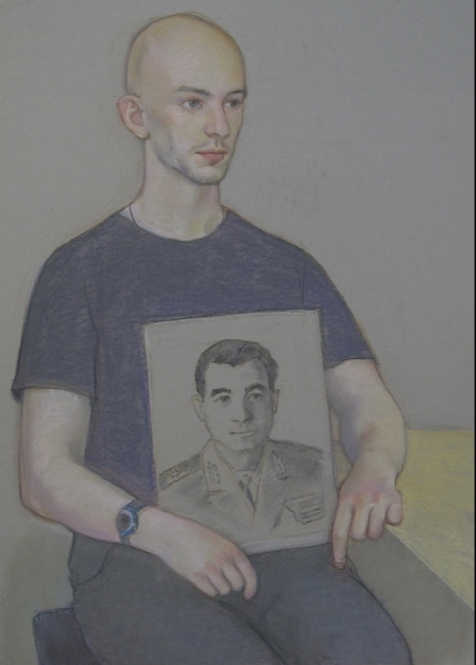 Портрет Николая Тараканова с портретом деда. 2021 г.
